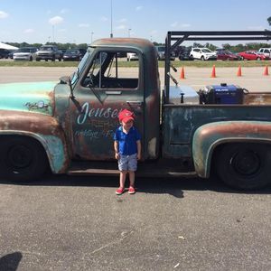 Meet your Posher, Grant